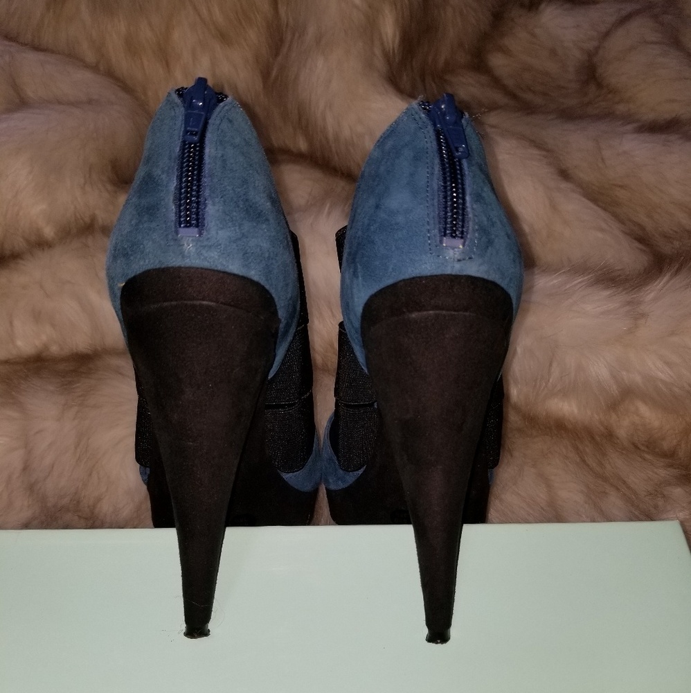 Jessica Simpson Platforms - Picture 3 of 5